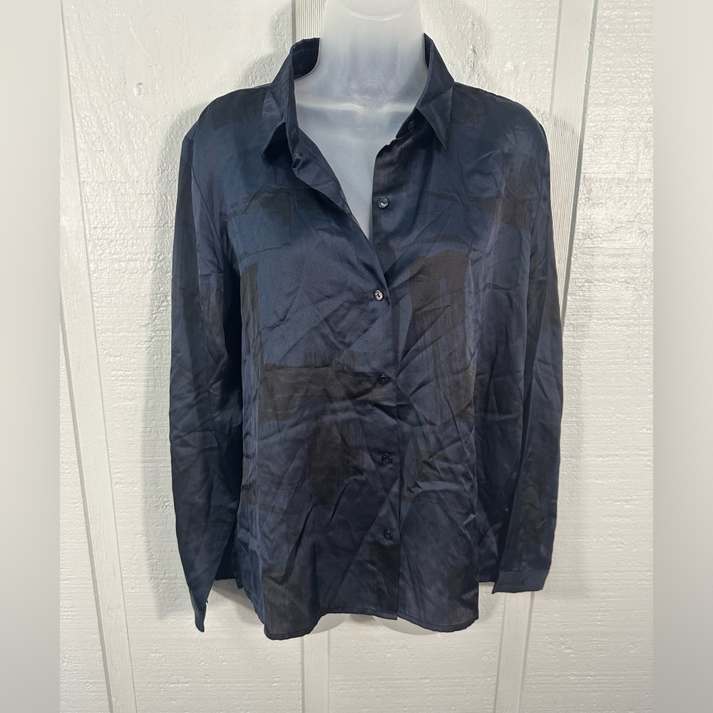 Eileen Fisher Navy and Black Button Down Blouse Size Small NWT